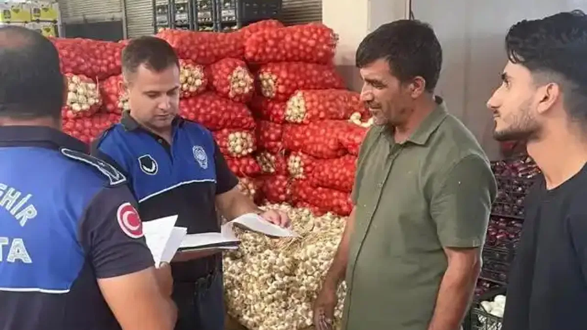 Manisa Büyükşehir'den market ve pazarlara sıkı denetim