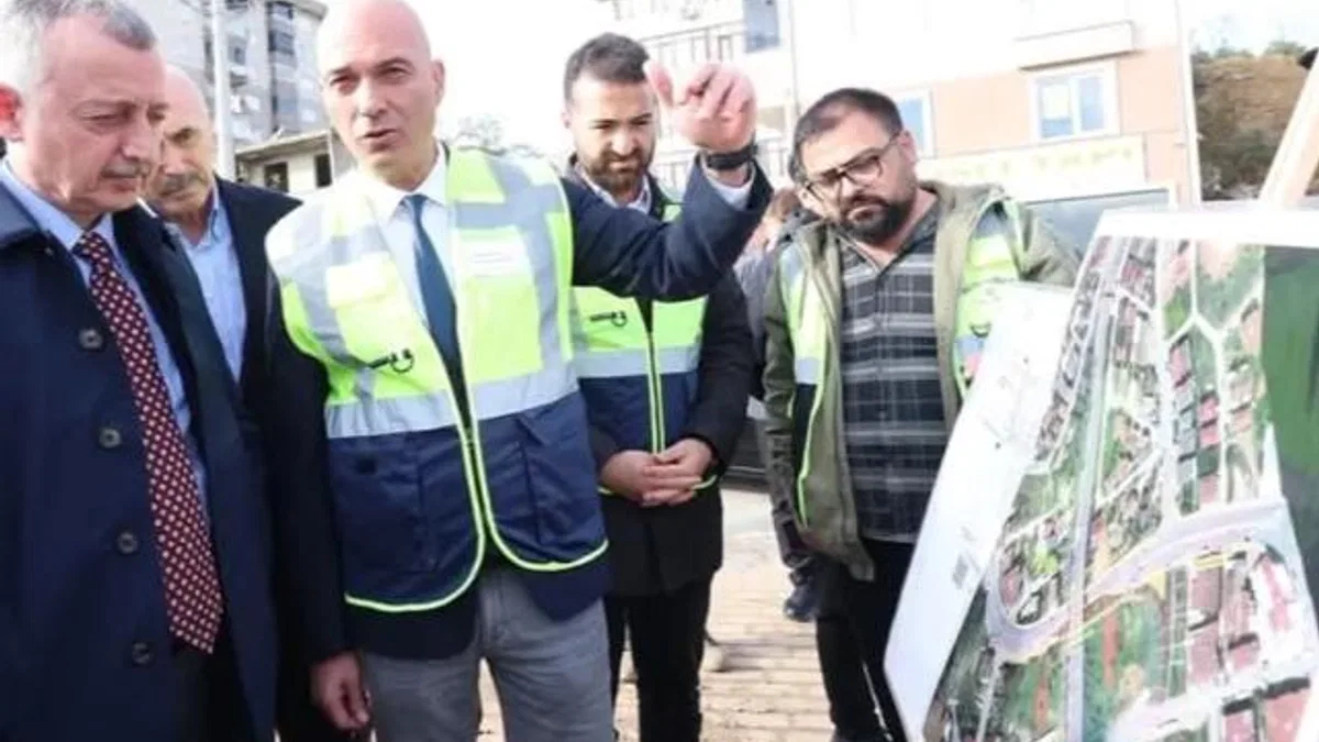 Kocaeli'de Başkan Büyükakın, Eskihisar Kavşağı'nda son durumu inceledi