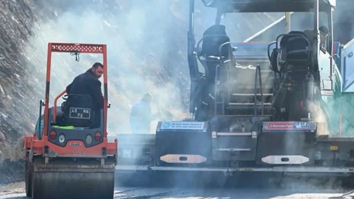 Başkan Dutlulu, madencilerin yıllardır beklediği yol için harekete geçti