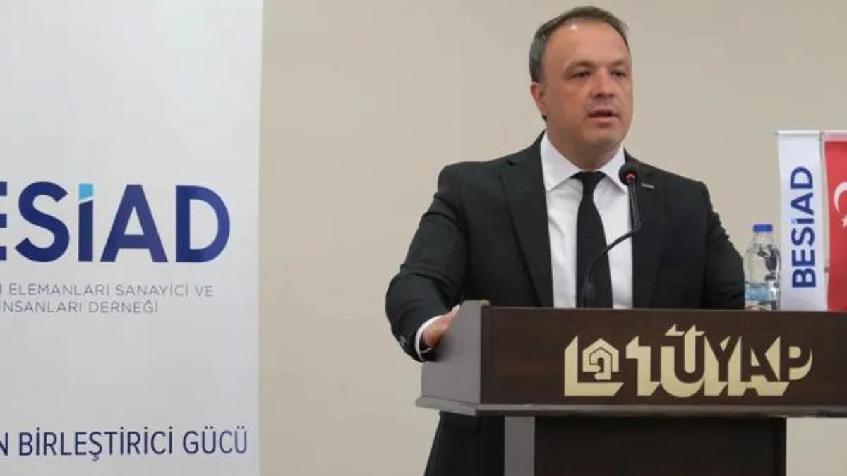 BESİAD'da Sinan Topuk güven tazeledi