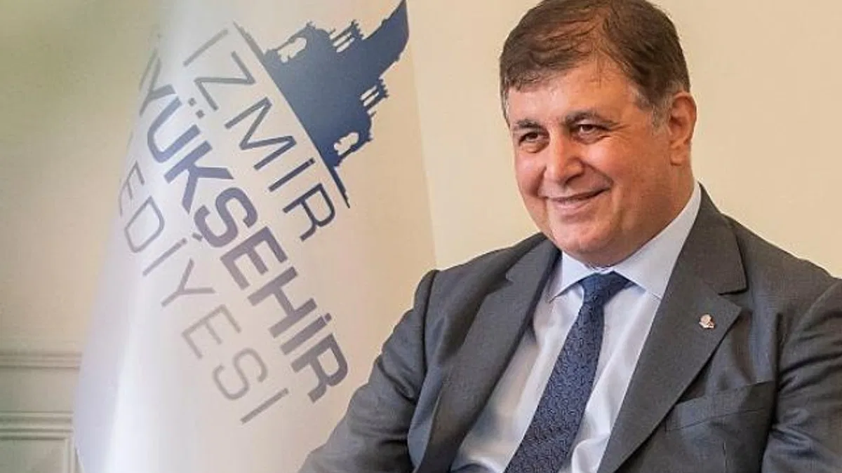 Başkan Tugay'dan öğretmenlere mesaj "Değer bilmeyenlere değerinizi anlatmak için yanınızdayım"
