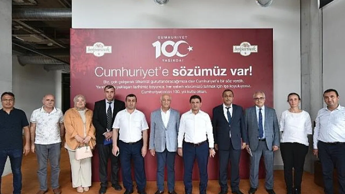 Balparmak'tan İstanbul İl Tarım ve Orman Müdürü Suat Parıldar'a Baldaki Hileyi Tespit Etme Yöntemleri Üzerine Kapsamlı Brifing