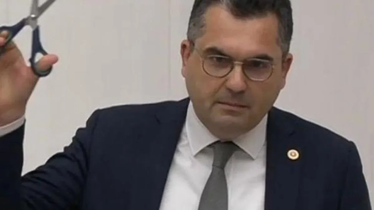 Bir istifa da DEVA'dan... Aynı şeyleri yaparak farklı sonuçlar bekleyemeyiz