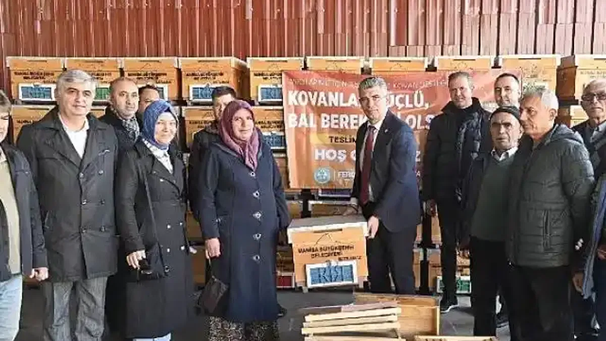 Büyükşehir'in yüzde 50 hibe ile kovan desteği başladı