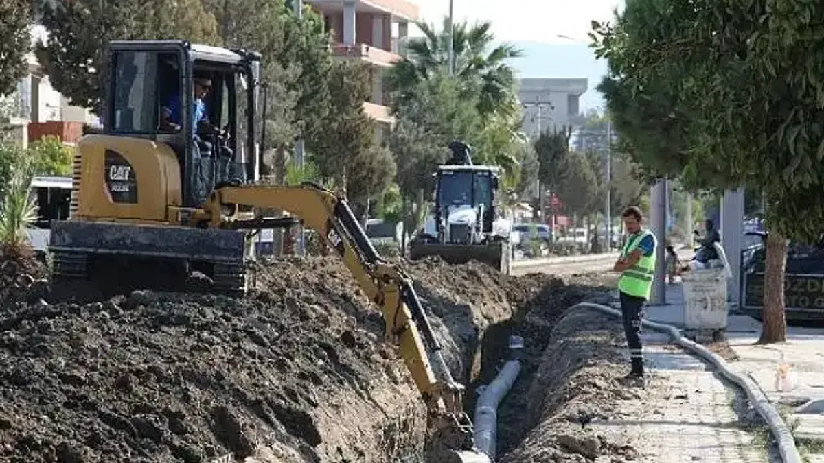 Kınık ve Ova'da 40 yıllık içme suyu hattı yenileniyor