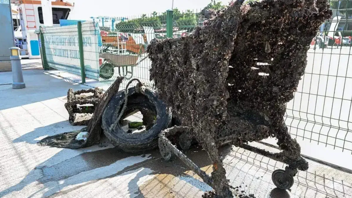 Mersin’de Dünya Çevre Haftası’nda deniz tabanı temizliği