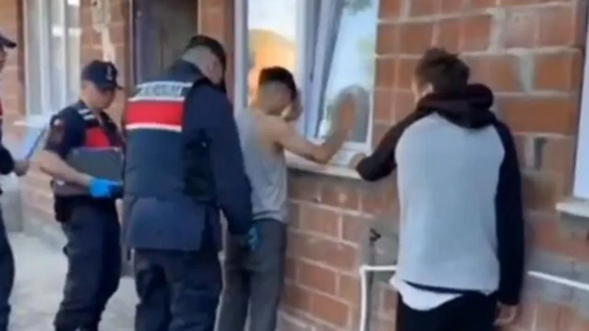 Narkoçelik-18'de 1 tonu uyuşturucu ele geçirildi