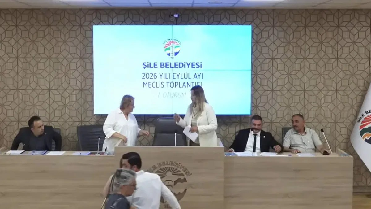 Şile Belediyesi Meclisi’nde CHP’li üyeler oturumu kapattı!