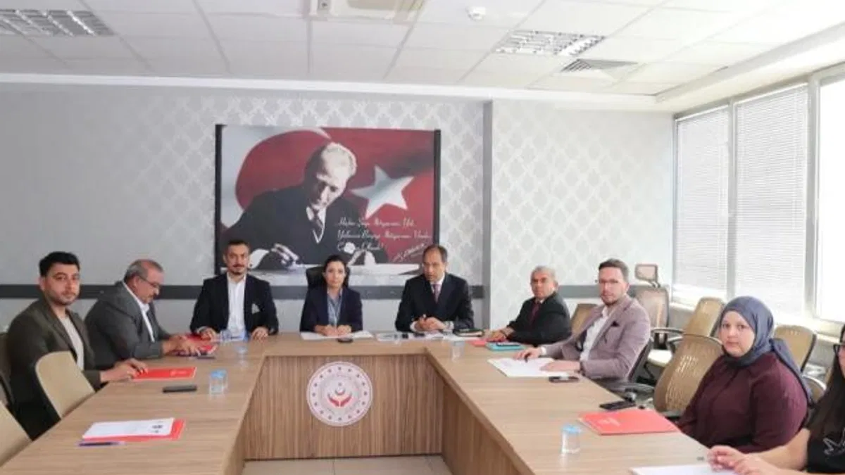 Kayseri Büyükşehir'den alzheimer  bakım evi atılımı