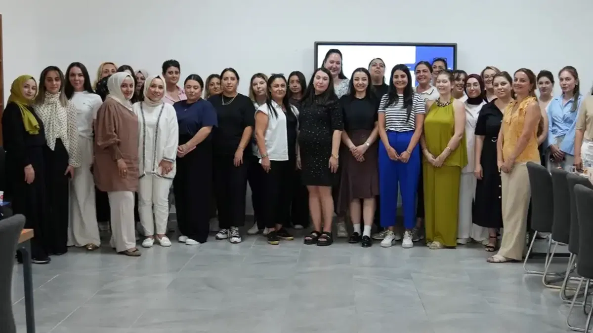 Ankara'da ailelere yönelik seminer düzenlendi