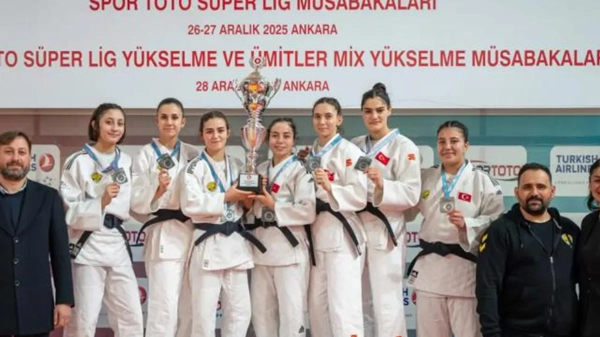 Konyalı sporculardan judoda tarihi başarı