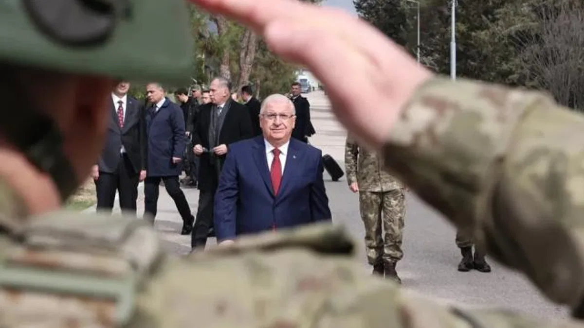 Bakan Güler Kilis'te incelemelerde bulundu