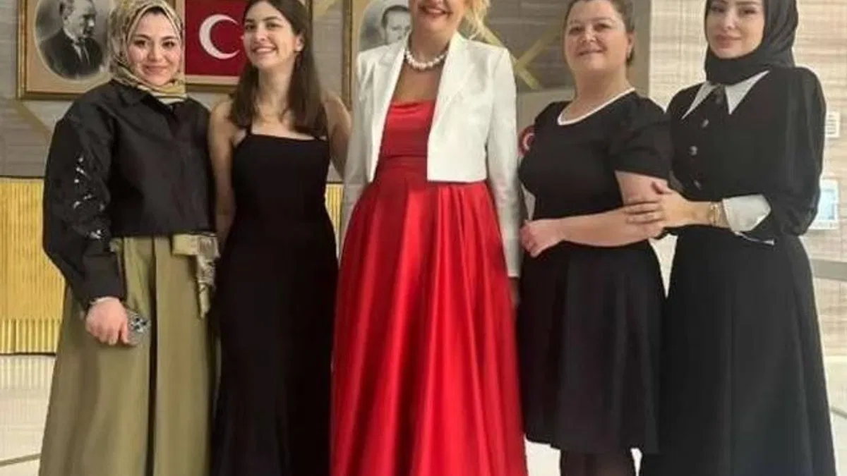 Türkevi’nde Cumhuriyet coşkusu: Müzik dolu bir akşam