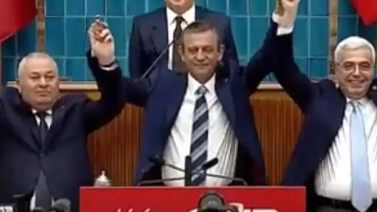 Demokrat Parti'den CHP'ye geçtiler!