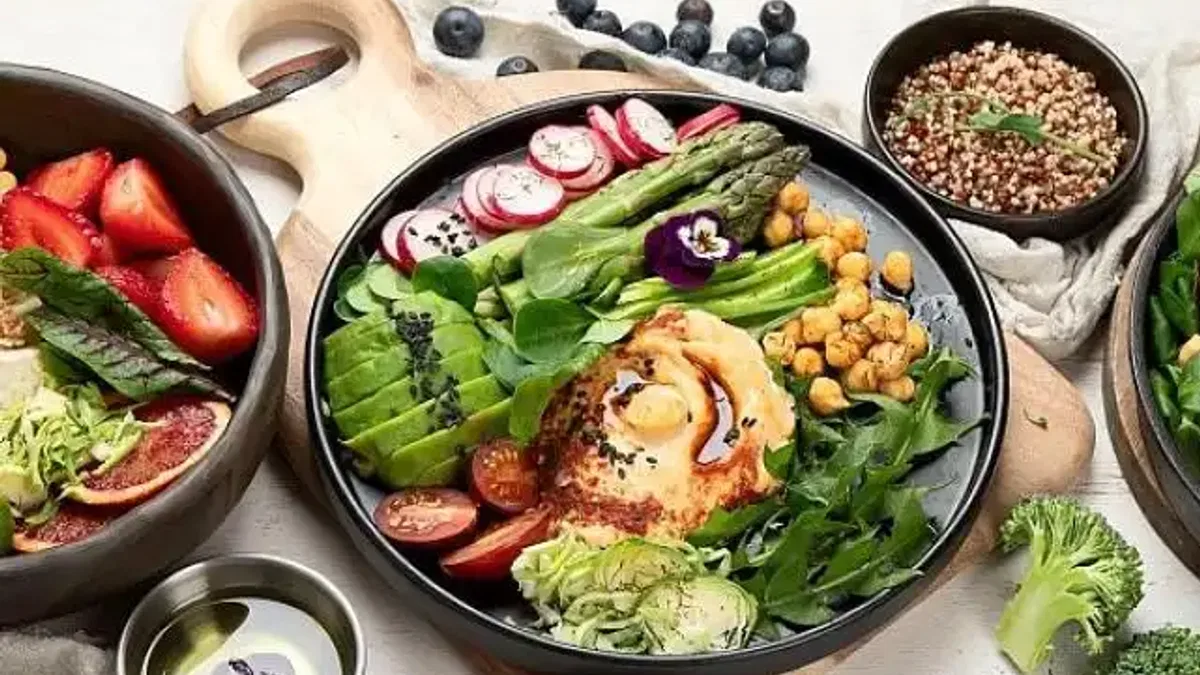 Dünya Vegan Günü'nü Kutlayan Yemeksepeti, Sağlıklı Beslenme Trendine Yön Veriyor