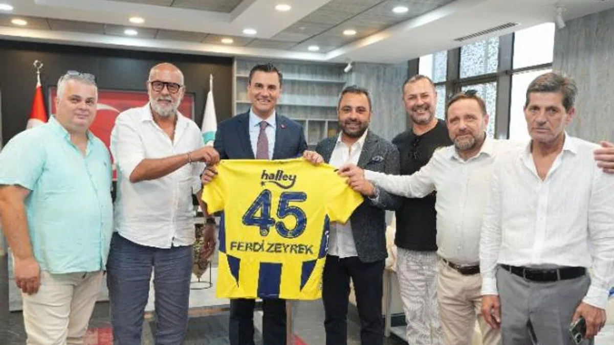 Fenerbahçe Taraftar Derneklerinden Başkan Zeyrek’e ziyaret