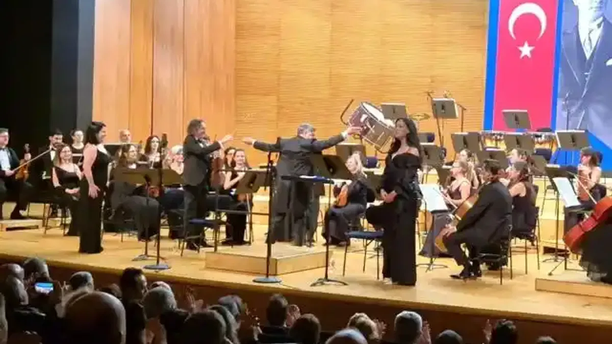 BUSİAD Ata'yı müzikle andı