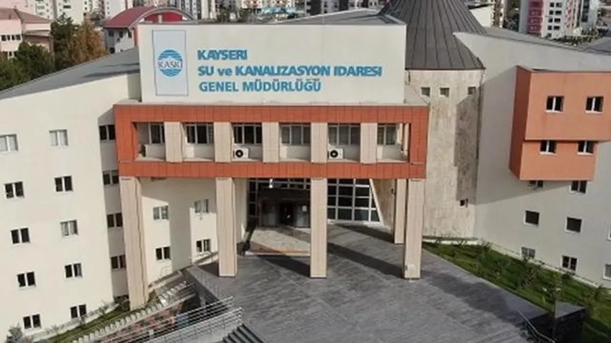 Başkan Büyükkılıç’tan şehit aileleri, gaziler ve üniversite öğrencilerine su faturasında destek