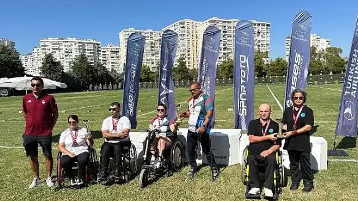 "Bağcılarlı sporculardan büyük başarı"