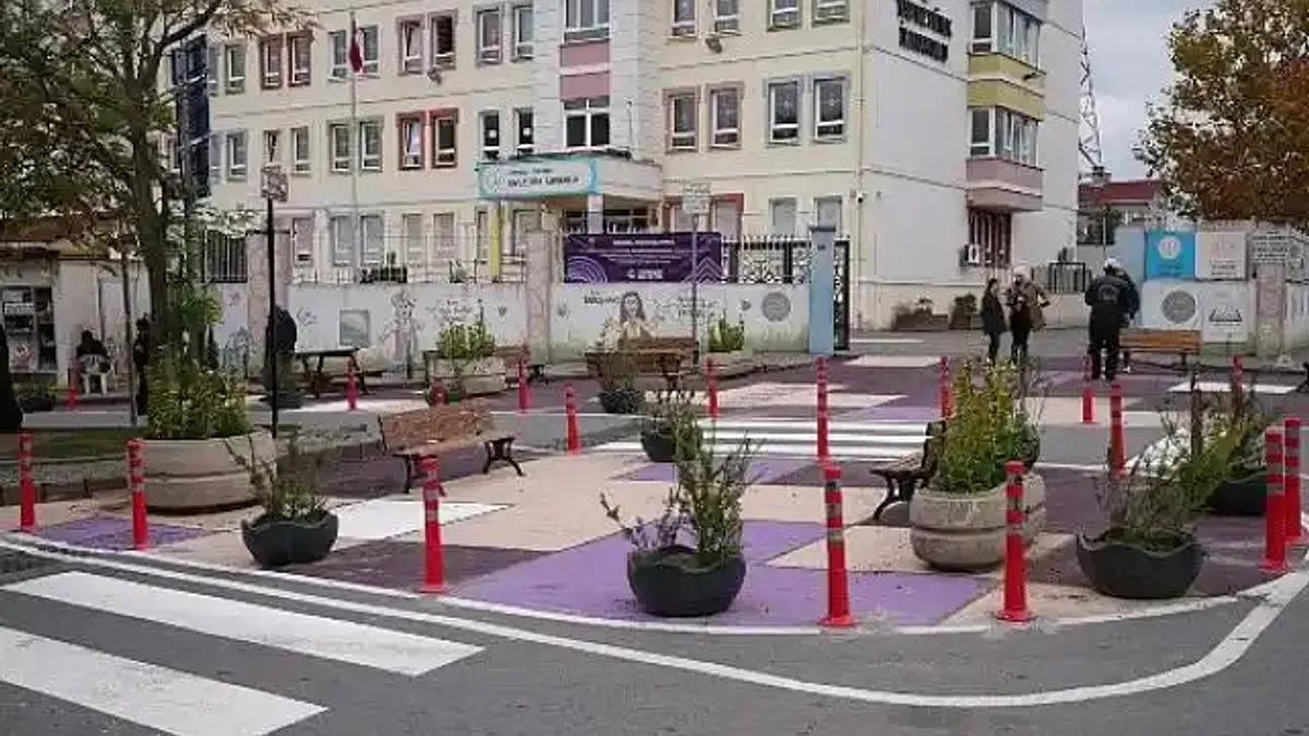 Üsküdar'da okula gitmek artık daha "güvenli"