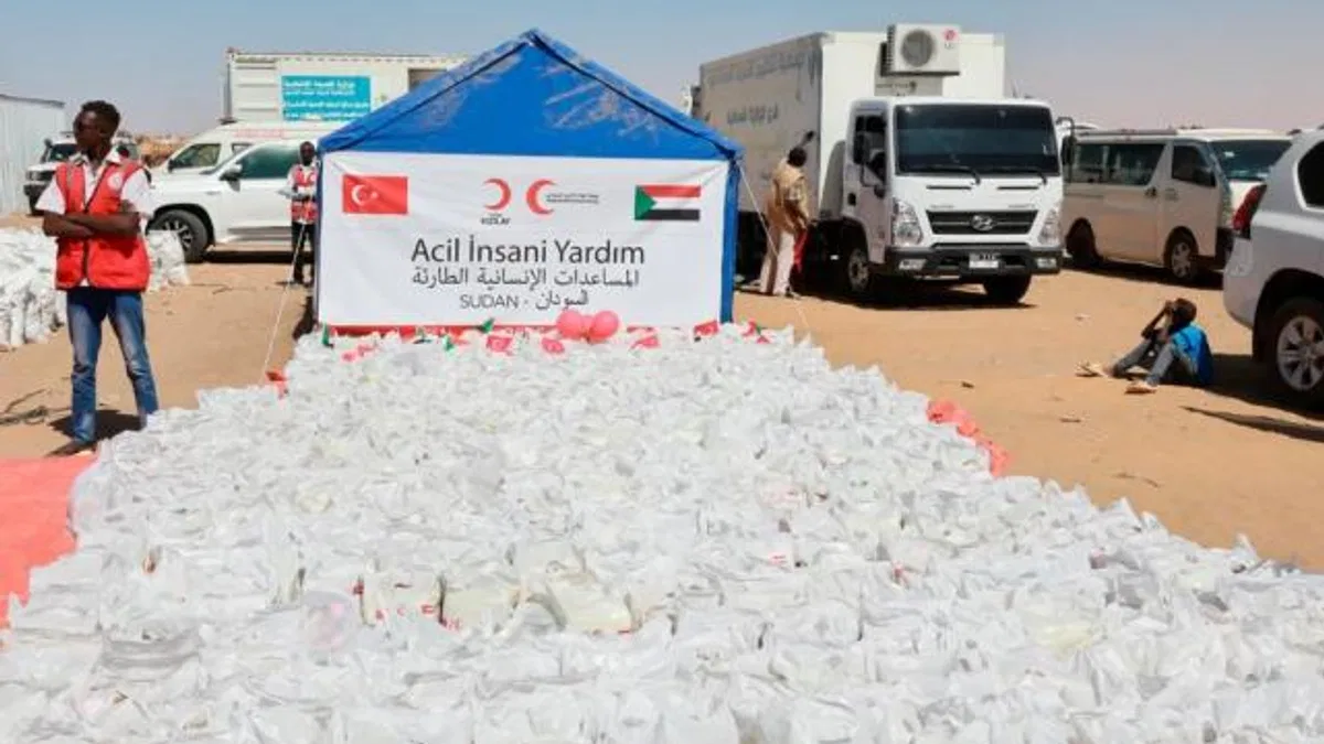 Türk Kızılay'dan Sudan'da yerinden edilenlere gıda katkısı