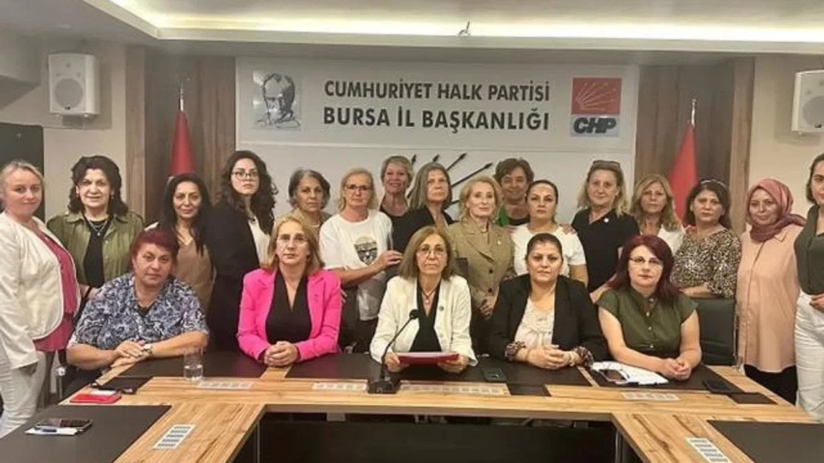 Bursa'da CHP'li kadınlardan 'huzur' çağrısı