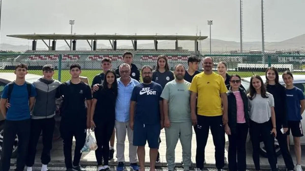 Sakarya'nın yıldız sporcularına 1. Lig bileti