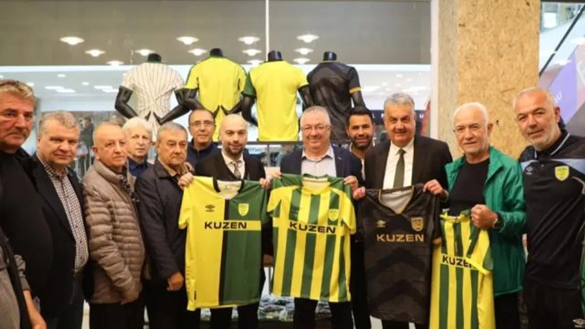 Edremitspor Taraftar Mağazası “EdroStore” hizmete açıldı