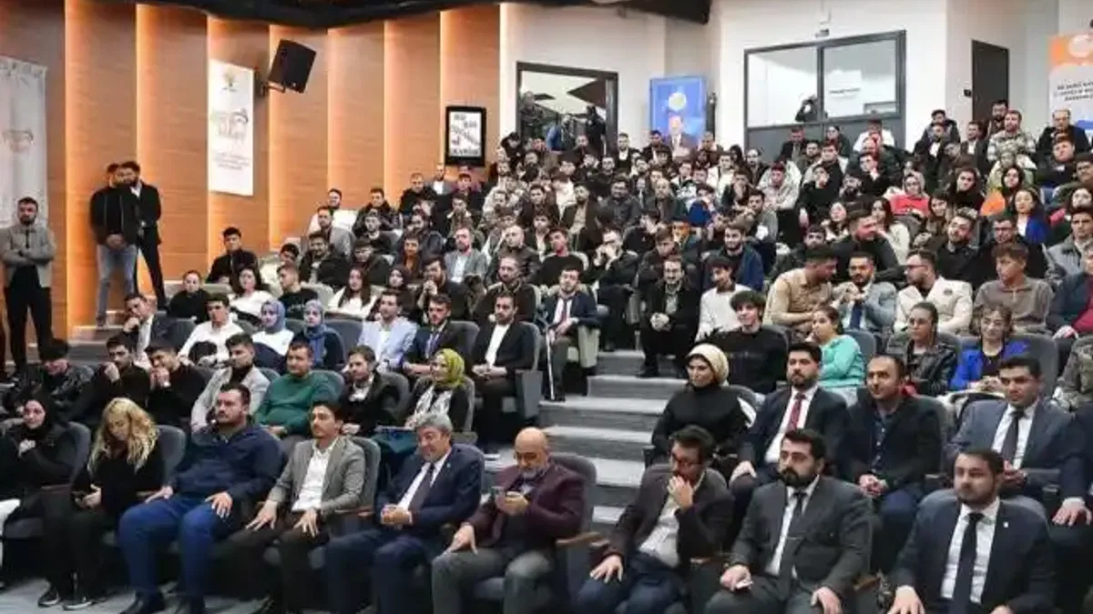 Kayserili gençlerle 'gelecek' buluşması