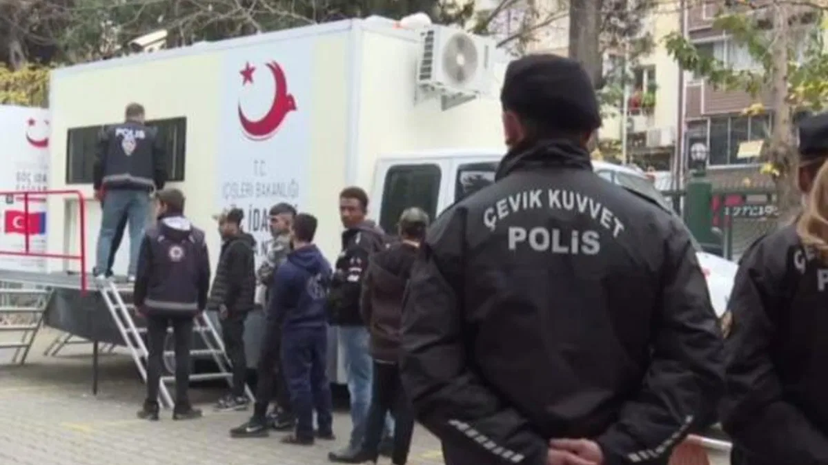 İstanbul'da göçmen kaçakçılarına 'Kalkan'