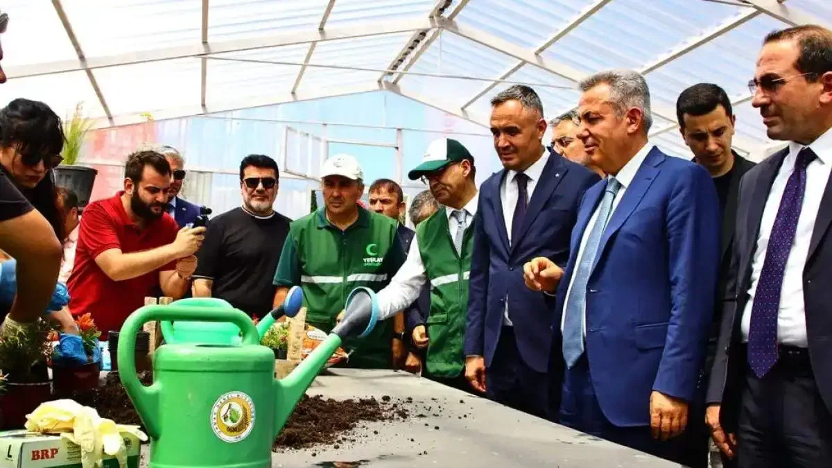 İzmir Kemalpaşa'da Tarım ve Doğal Yaşam Köyü açıldı
