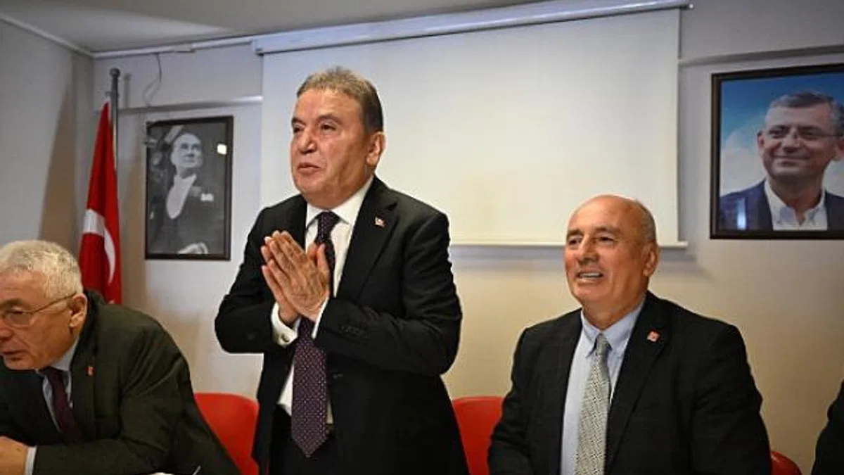 Başkan Böcek Kumluca'da