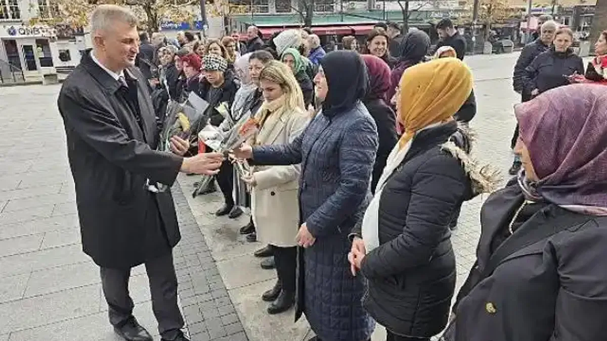 Dünya Kadın Hakları Günü Gölcük'te Kutlandı