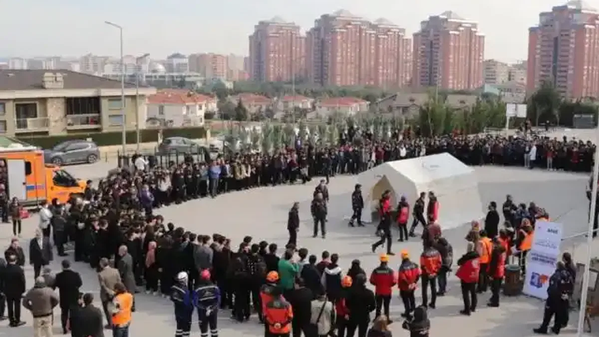 13 Ekim'de okullarda eş zamanlı tatbikat yapılacak