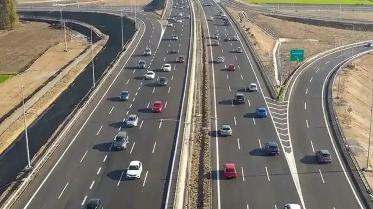 Aydın–Denizli Otoyolu’nda bayram rekoru... Günlük araç geçişi 22 bini aştı