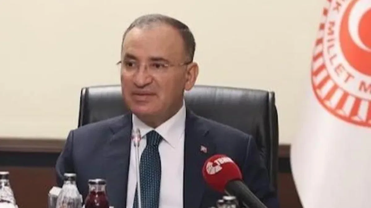 AK Parti'den TBMM'de yeni görev dağılımı... Bozdağ yeniden başkanvekili