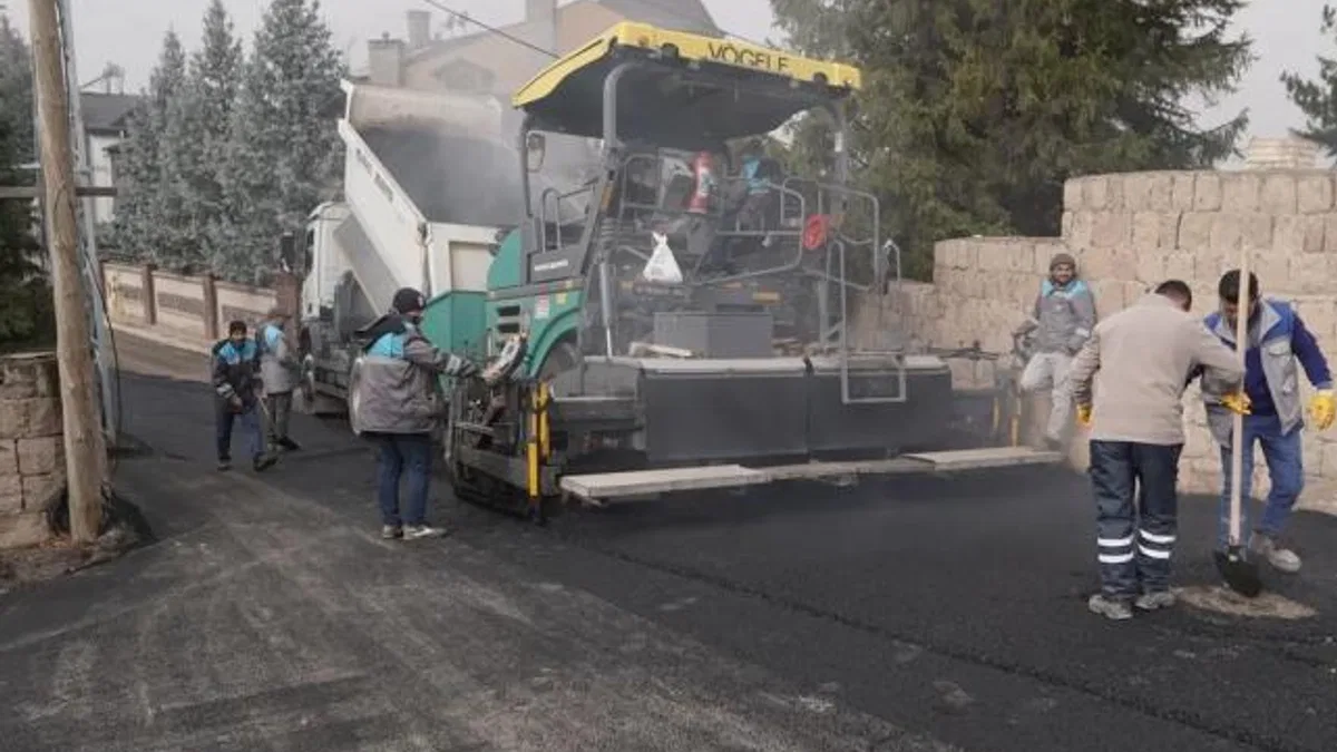 Kayseri Melikgazi'de konforlu ulaşım için yol çalışması