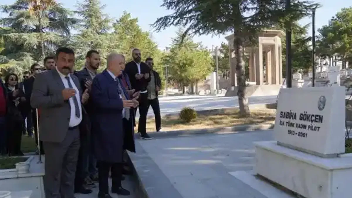 Özdağ: Öcalan İmralı'da ölmeye kendisini alıştırmalıdır