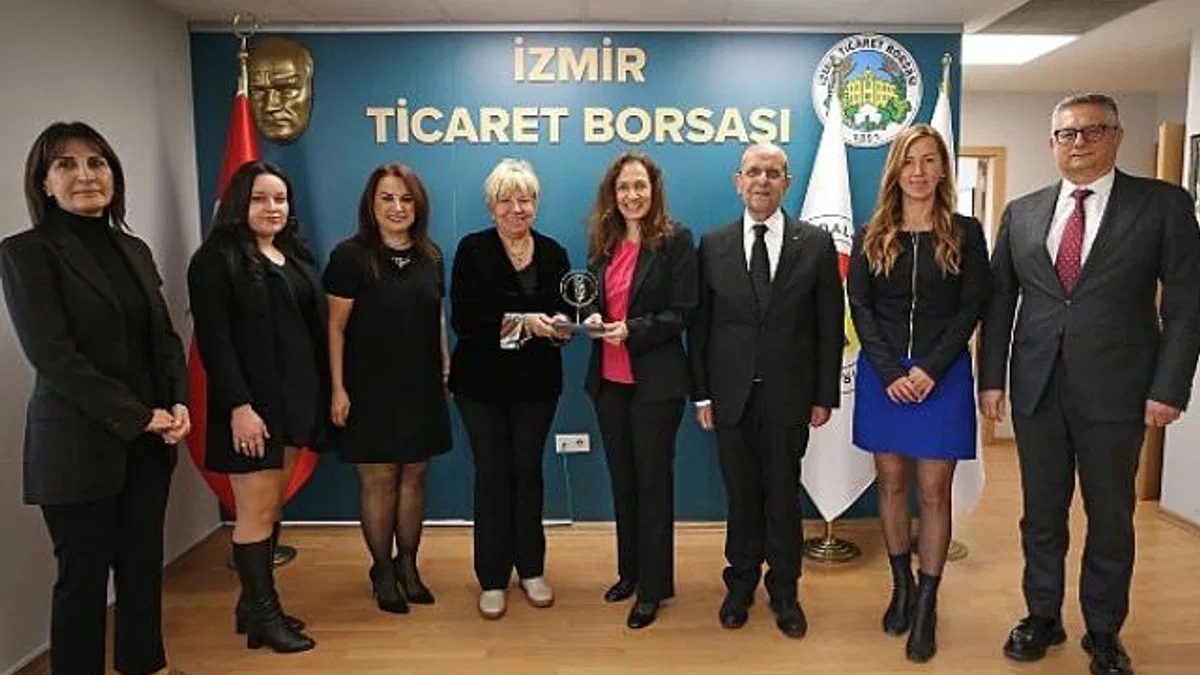 Karşıyaka'nın 'HPV Aşı Kampanyası' büyüyor!