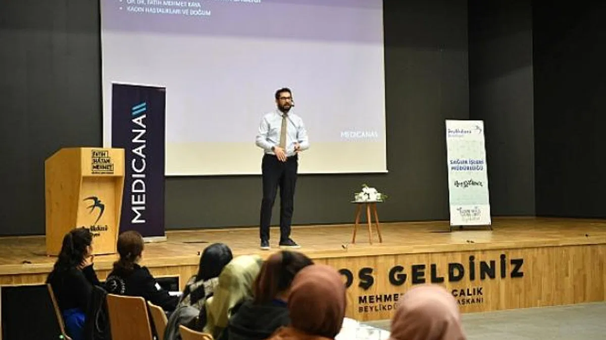 Menopoz Sürecinin Zorlukları Menopoz Okulu'nda Ele Alındı