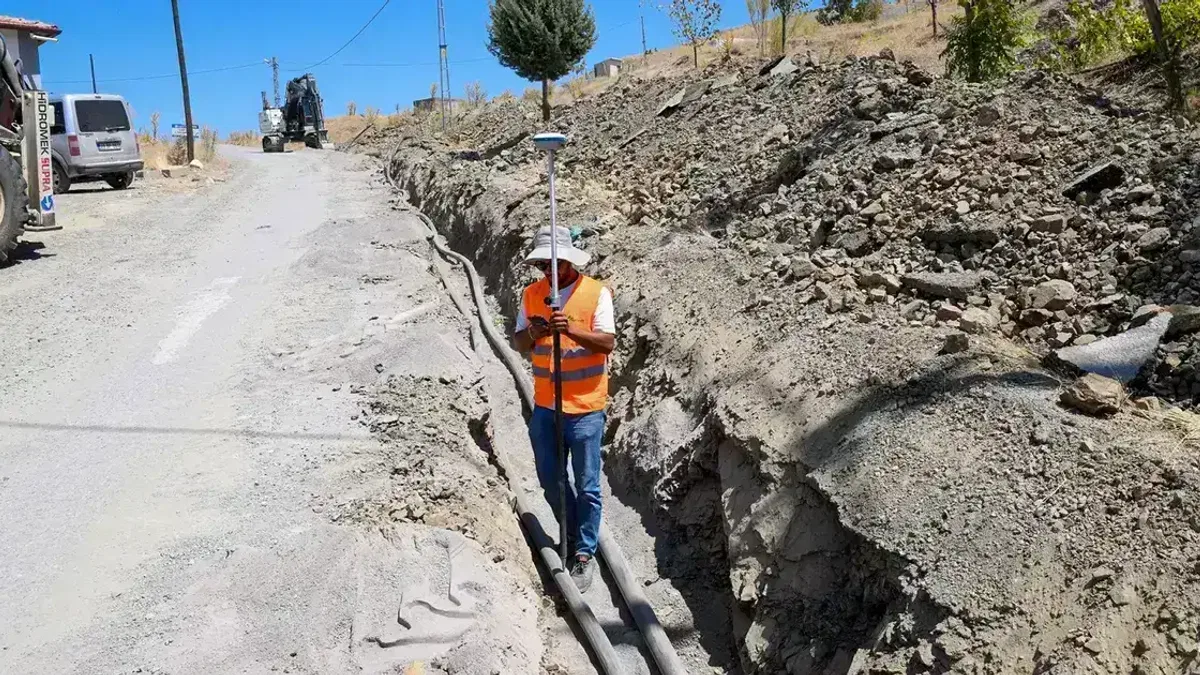 Malatya MASKİ, Hacıyusuflar'da içme suyu altyapısını yeniliyor