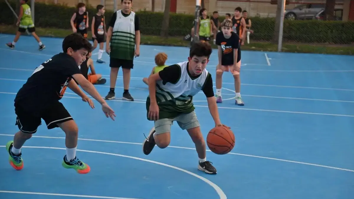Manisa'da 46 takım, 200 sporcu Atatürk Kent Parkı’nda buluştu