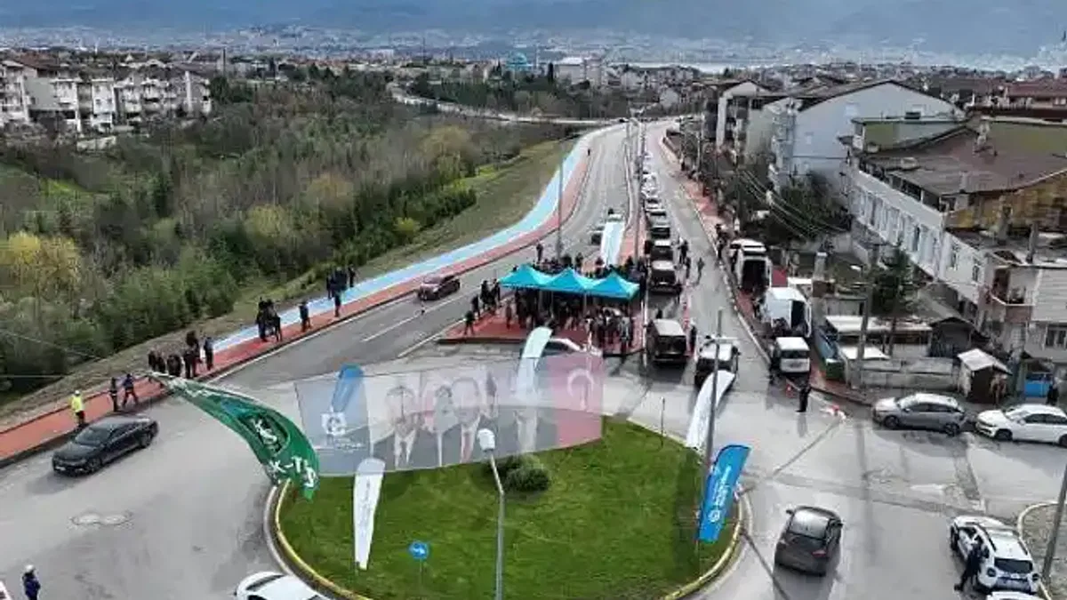 Büyükşehir'den, Derince-Körfez'e tablo gibi yol