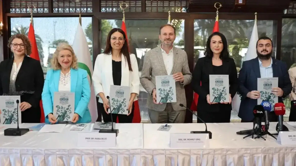Yeşilay’dan alkol raporu... Alkole başlama yaşı 19,4 olarak ölçüldü
