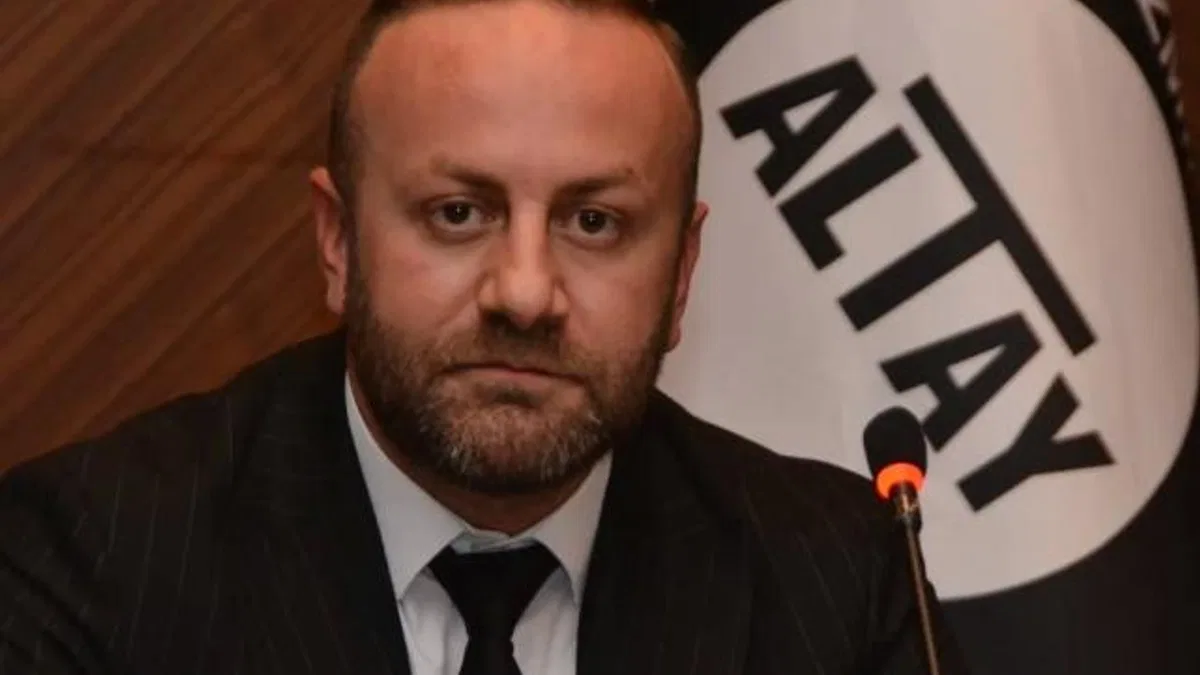 Sinan Kanlı adaylığını açıkladı