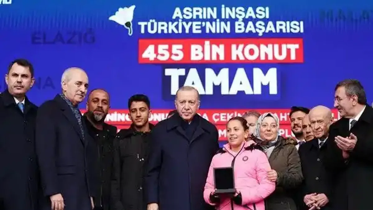 Erdoğan: 455 bininci konutu teslim ediyoruz
