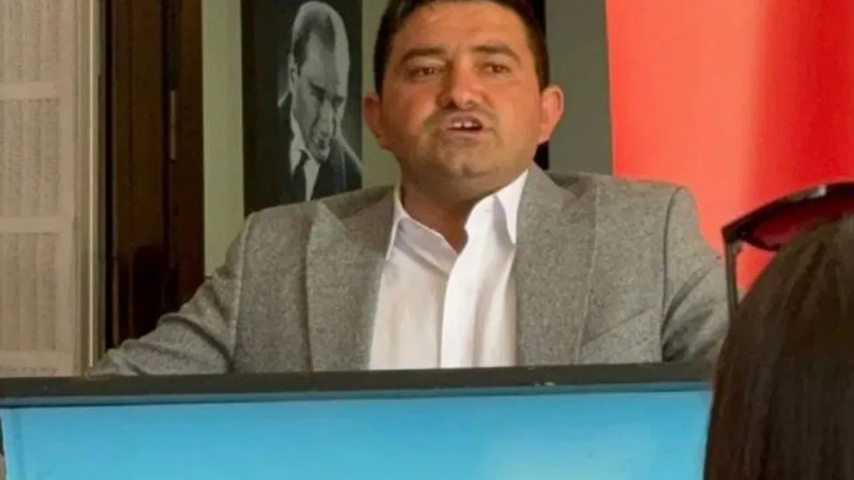 CHP Bergama Gençlik Kolları Başkanı Atakan Tekin: "Demokratik hak kimsenin elinden alınmamalı"