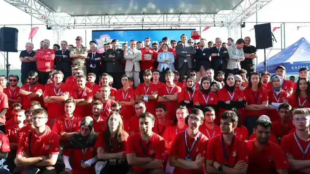 TEKNOFEST 2026’da Sürü İHA Yarışması'nda ödül heyecanı