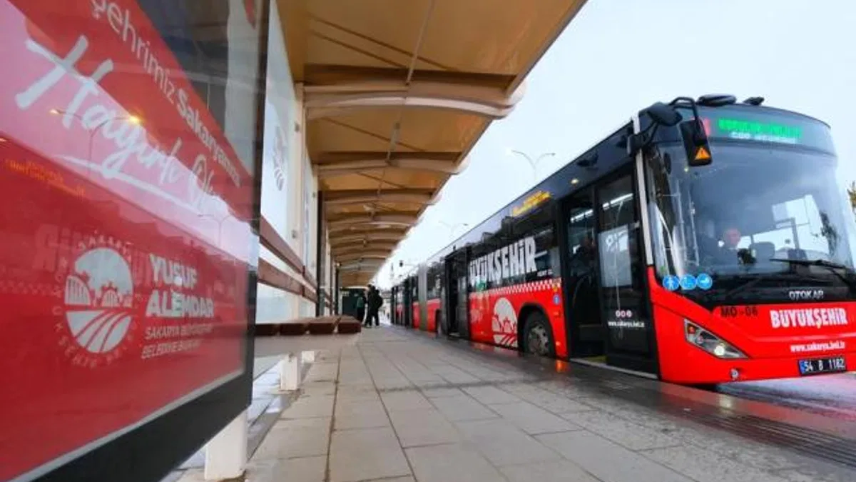Sakarya'da toplu ulaşımda ilk tercih metrobüs