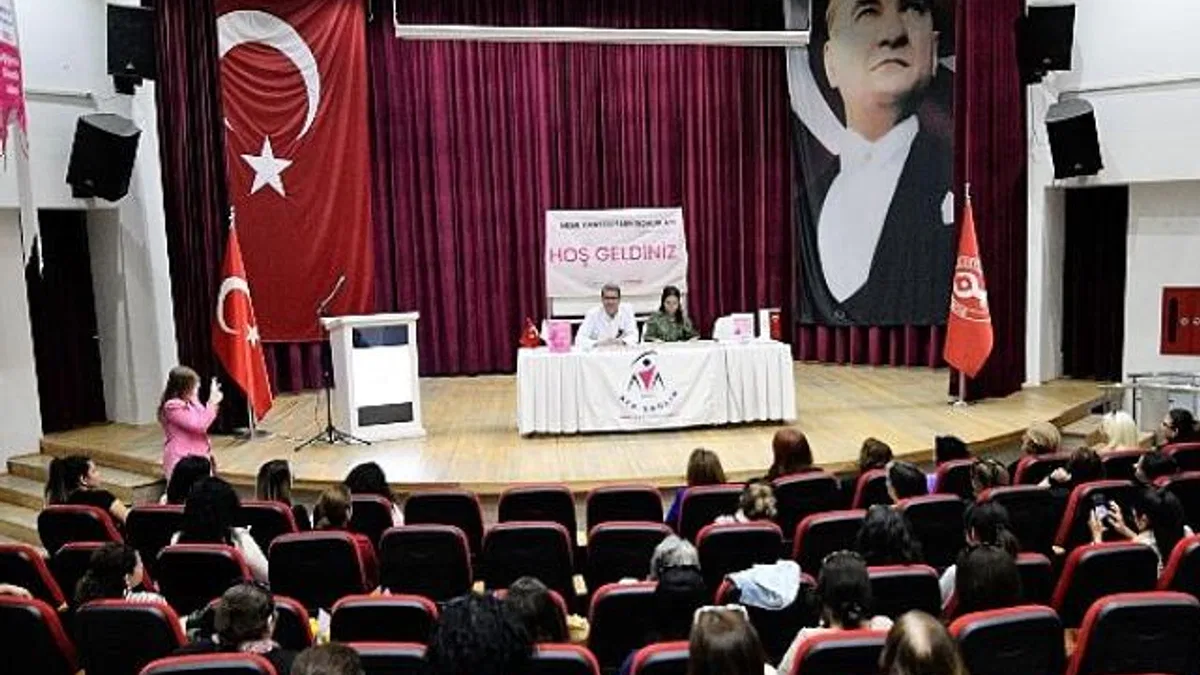 Bornova Belediyesi'nden Meme Kanseri Farkındalık Semineri